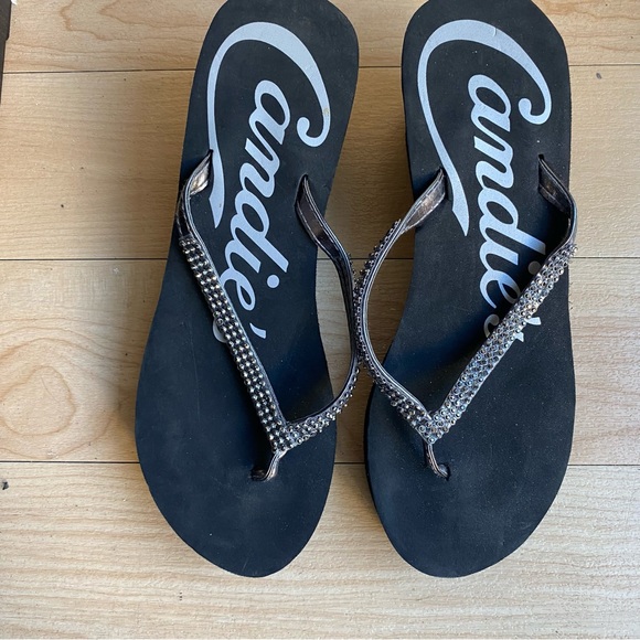 candies flip flops wedge